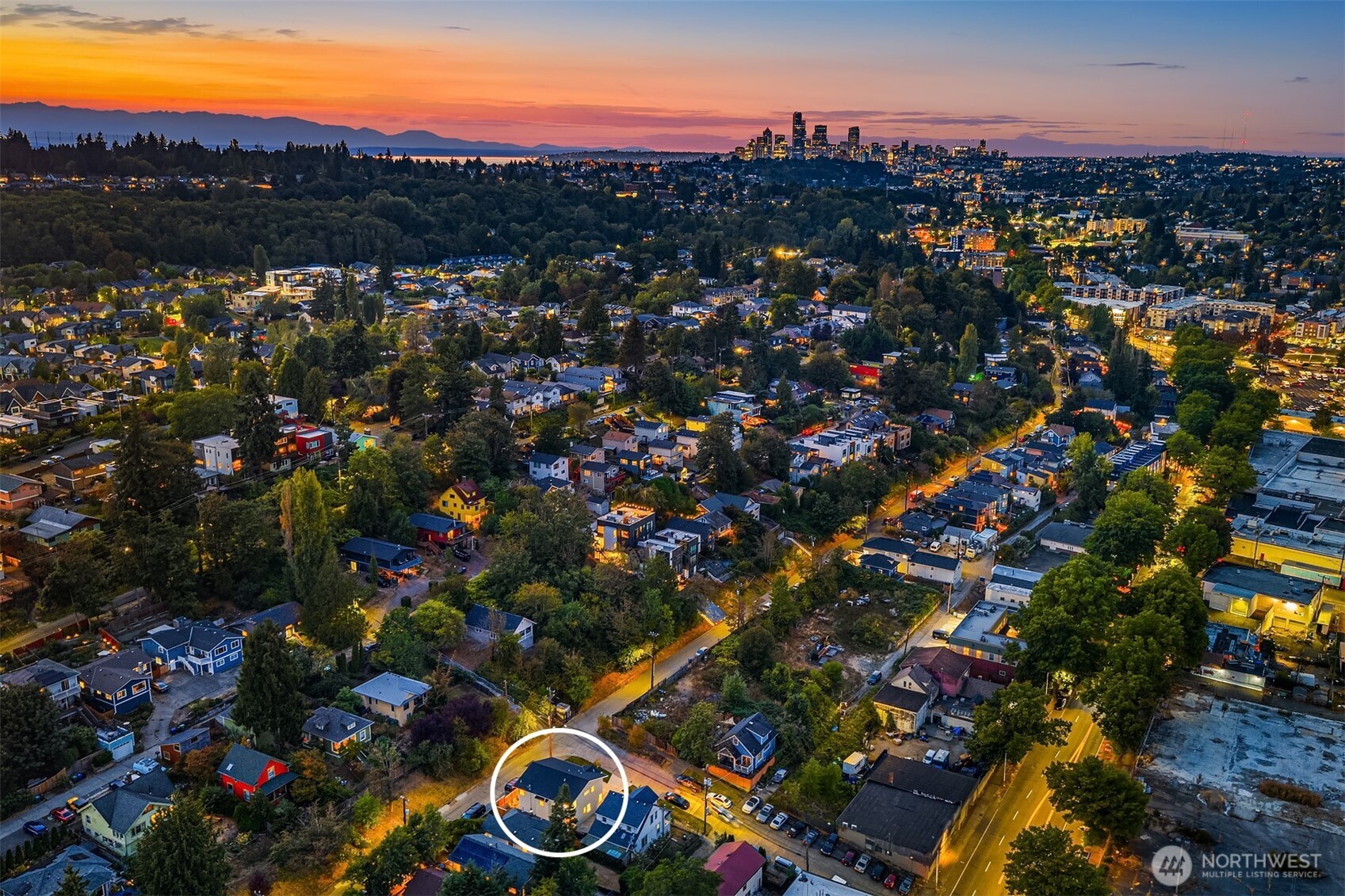 4402 Letitia Avenue South Seattle, WA 98118 - Photo 33 of 39