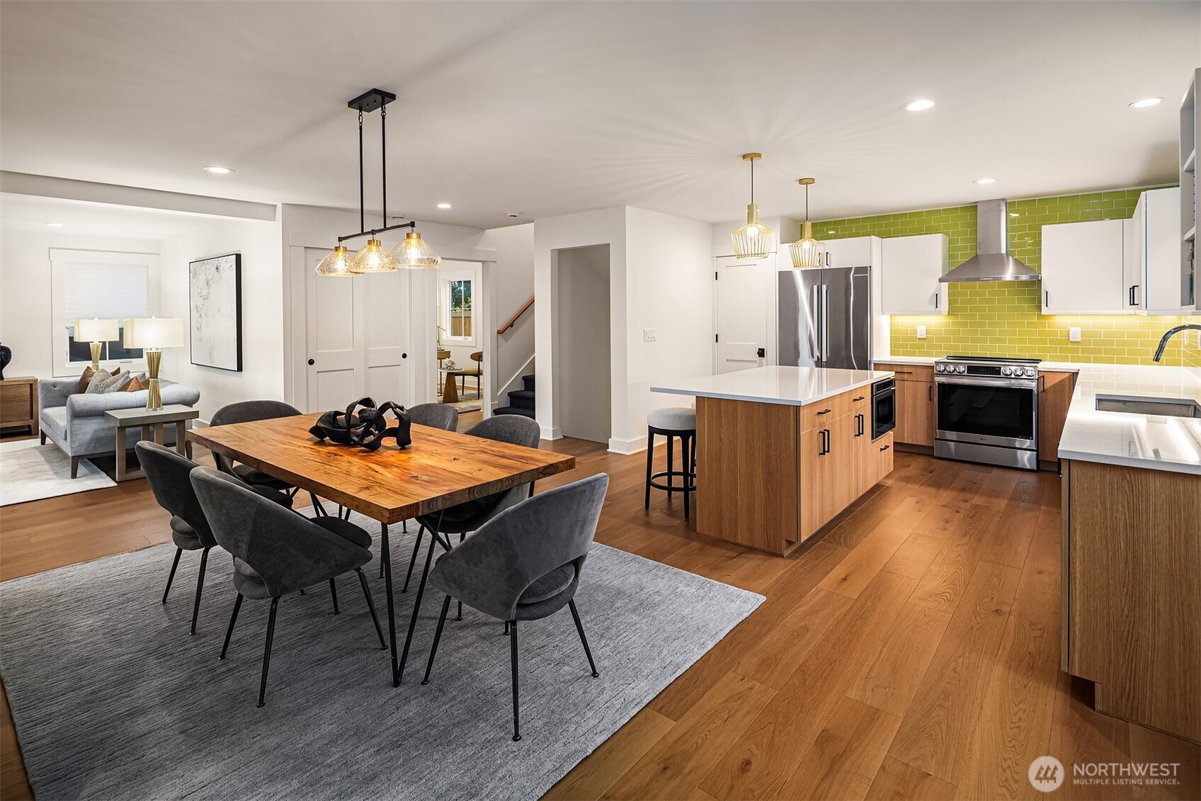 4402 Letitia Avenue South Seattle, WA 98118 - Photo 9 of 39