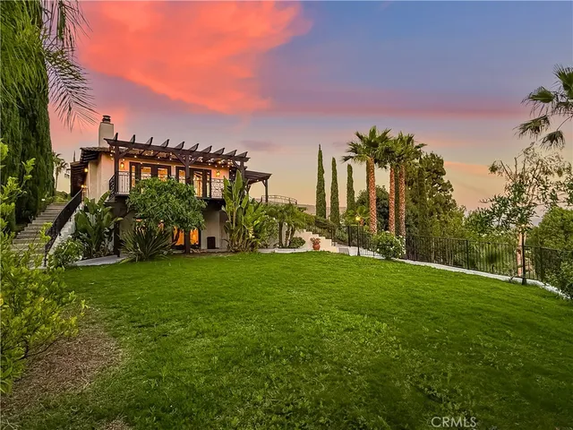 $2,375,000 | 567 Lone Oak Drive, Thousand Oaks, CA 91362