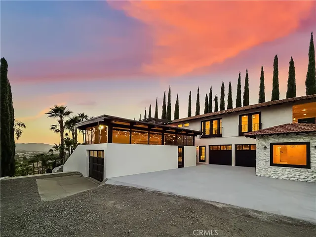 $2,375,000 | 567 Lone Oak Drive, Thousand Oaks, CA 91362