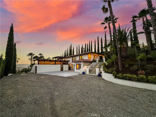 $2,375,000 | 567 Lone Oak Drive, Thousand Oaks, CA 91362