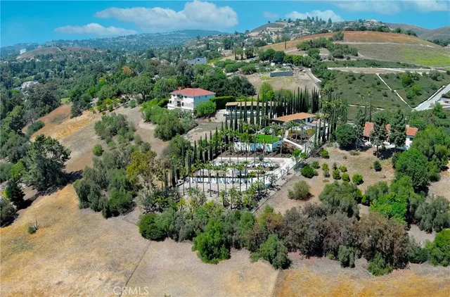 $2,375,000 | 567 Lone Oak Drive, Thousand Oaks, CA 91362