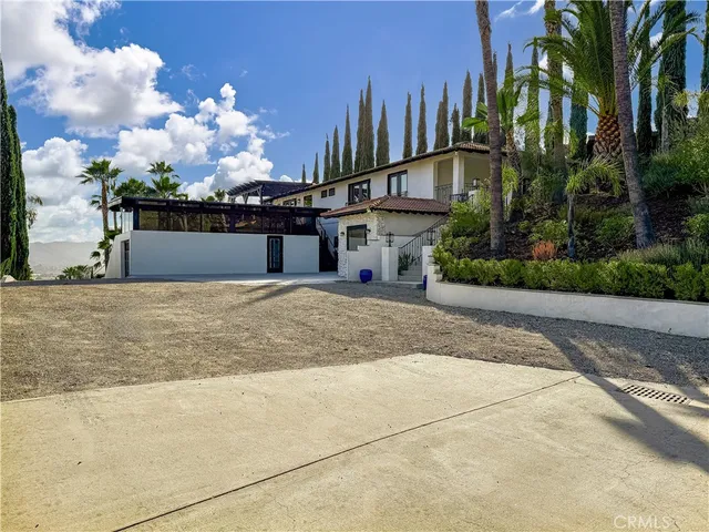 $2,375,000 | 567 Lone Oak Drive, Thousand Oaks, CA 91362