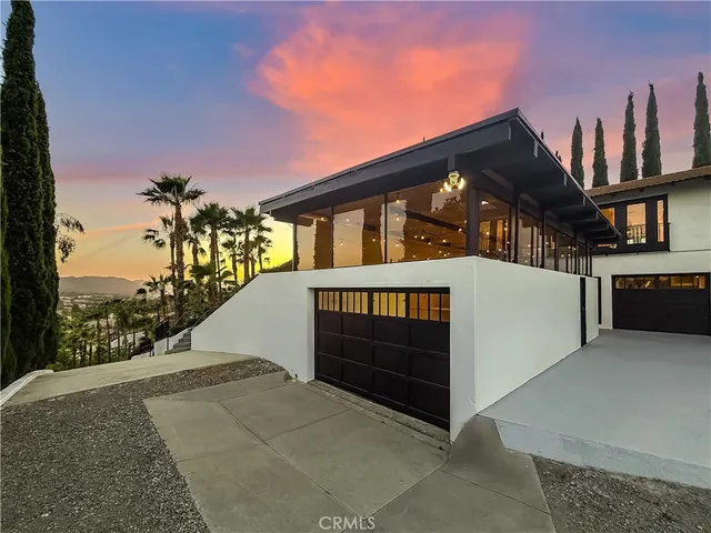 $2,375,000 | 567 Lone Oak Drive, Thousand Oaks, CA 91362