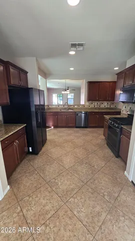 $2,495 | 10826 West Avenida Del Rey, Peoria, AZ 85383