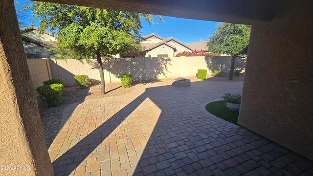 $2,495 | 10826 West Avenida Del Rey, Peoria, AZ 85383