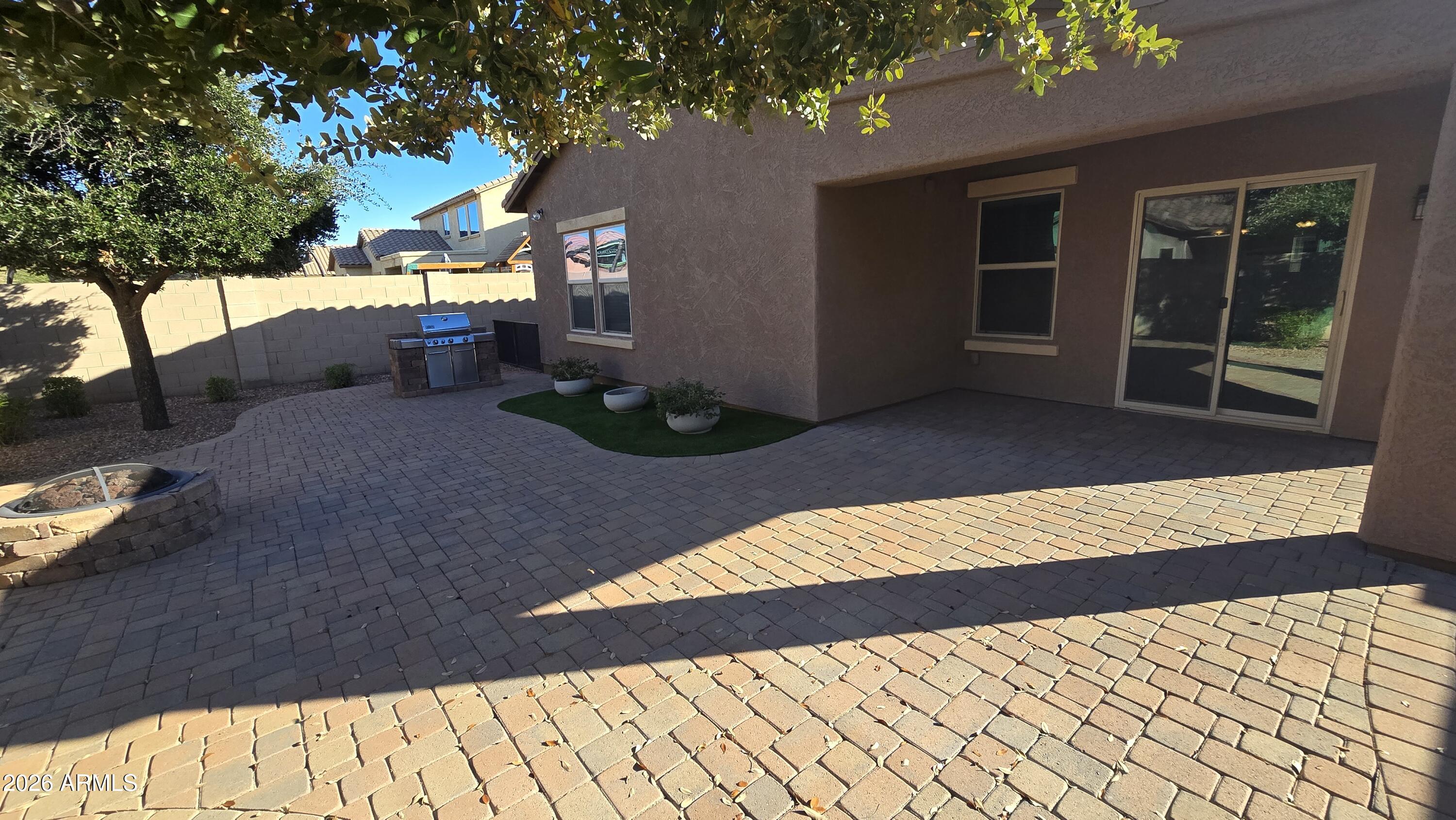10826 West Avenida Del Rey Peoria, AZ 85383 - Photo 33 of 37 20251216_143735