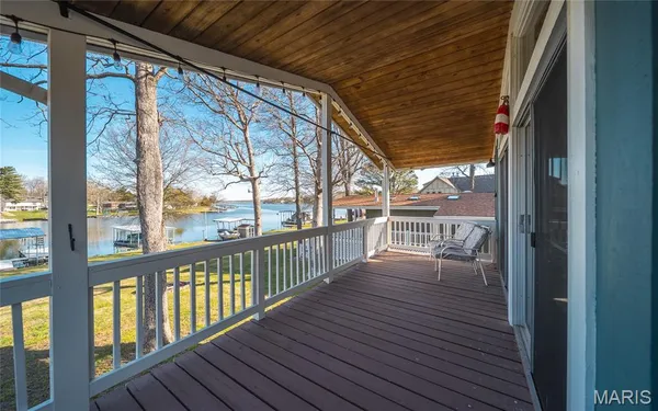 $347,000 | 1946 Lakeshore Drive, Cuba, MO 65453