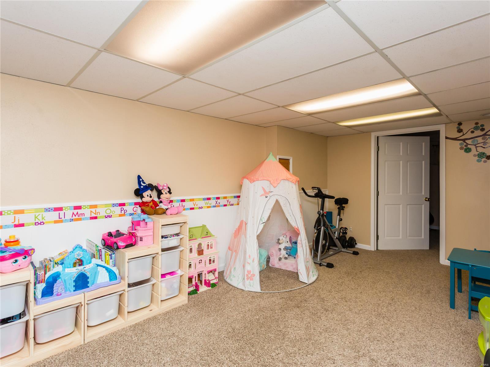 9281 Forman Road St. Louis, MO 63123 - Photo 20 of 30 Gallery Image 20