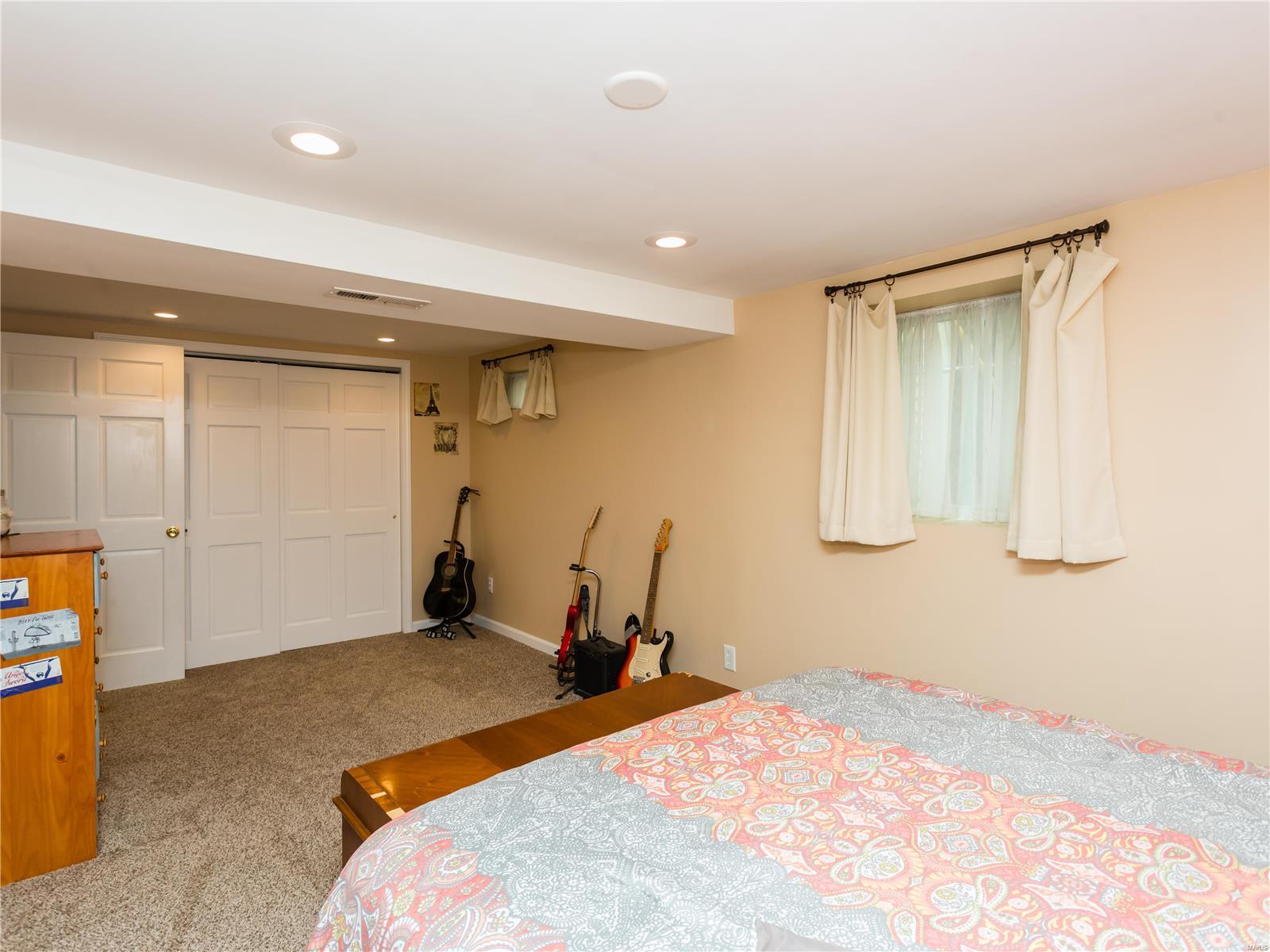 9281 Forman Road St. Louis, MO 63123 - Photo 22 of 30 Gallery Image 22