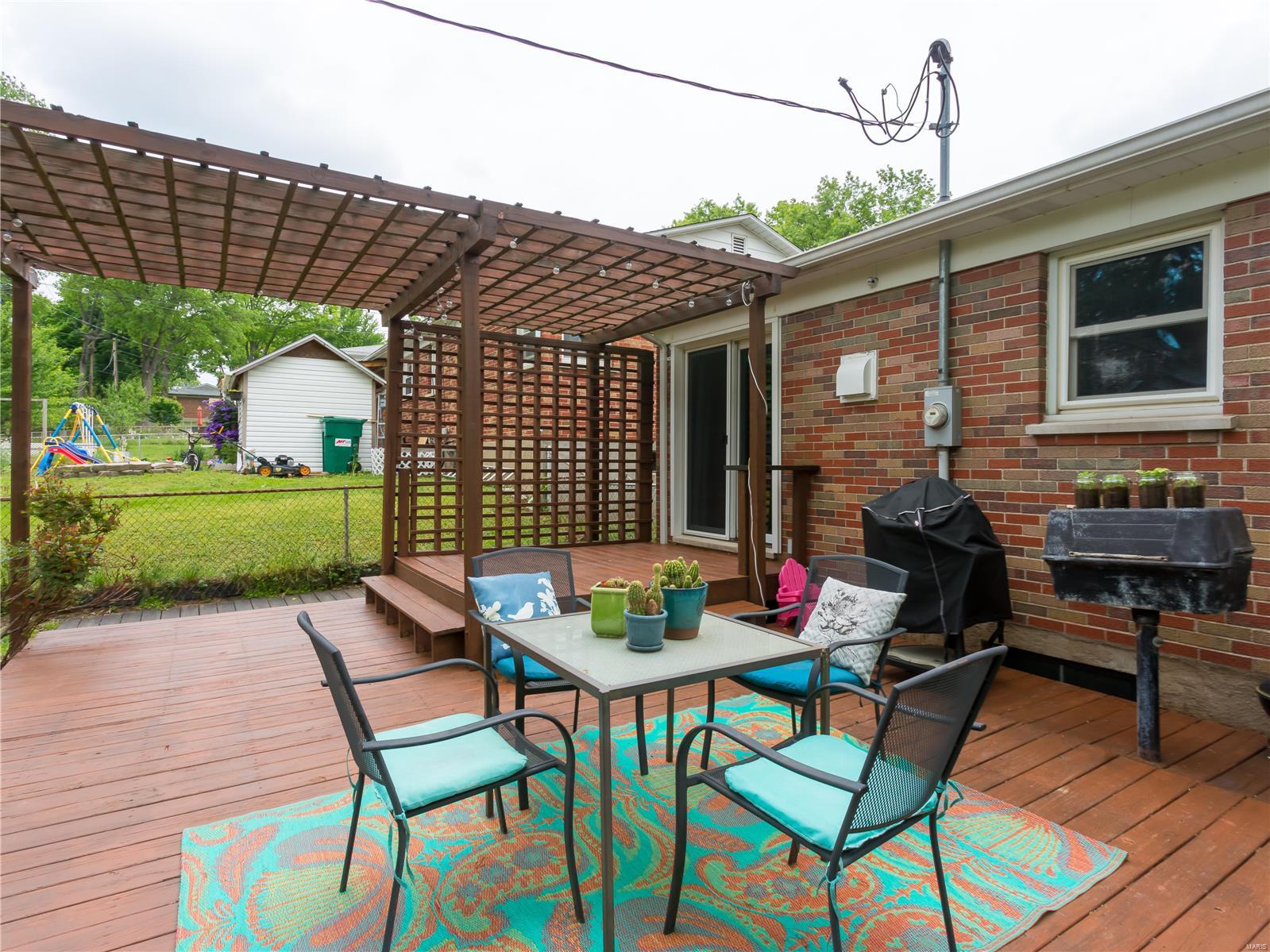 9281 Forman Road St. Louis, MO 63123 - Photo 27 of 30 Gallery Image 27