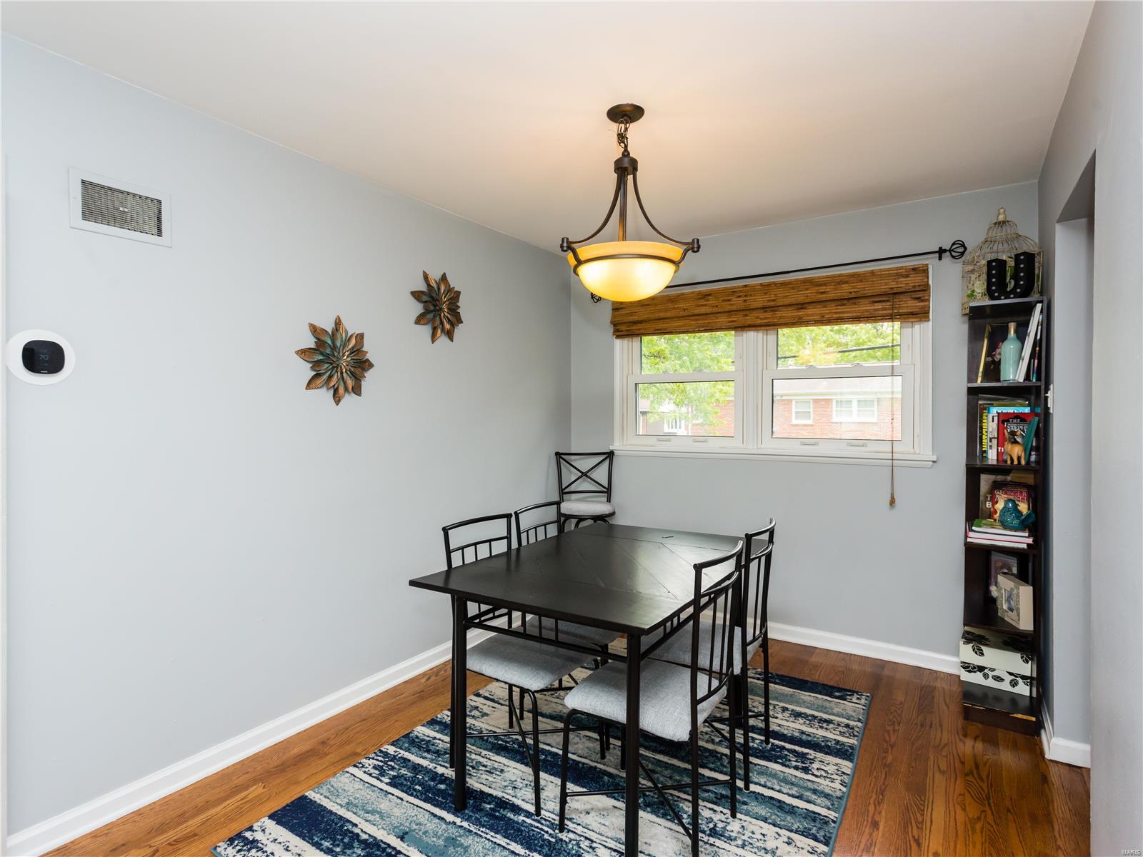 9281 Forman Road St. Louis, MO 63123 - Photo 7 of 30 Gallery Image 7