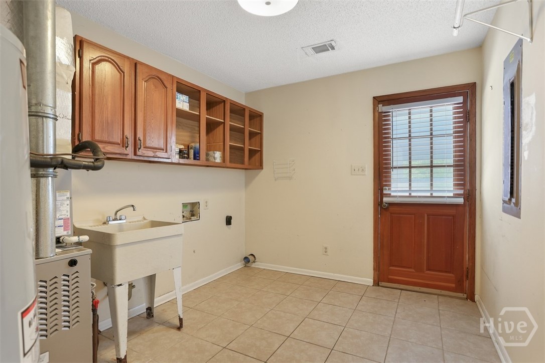 1765 Grove Point Road Savannah, GA 31419 - Photo 24 of 30