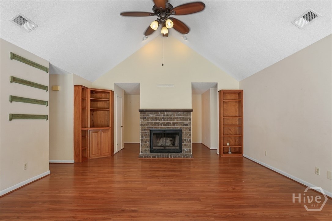 1765 Grove Point Road Savannah, GA 31419 - Photo 7 of 30