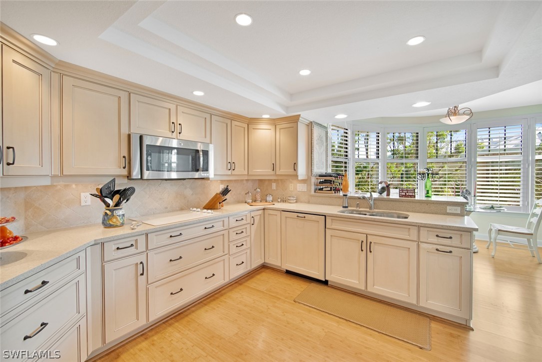 2647 Wulfert Road, Unit 5 Sanibel, FL 33957 - Photo 11 of 45 Gallery Image 11