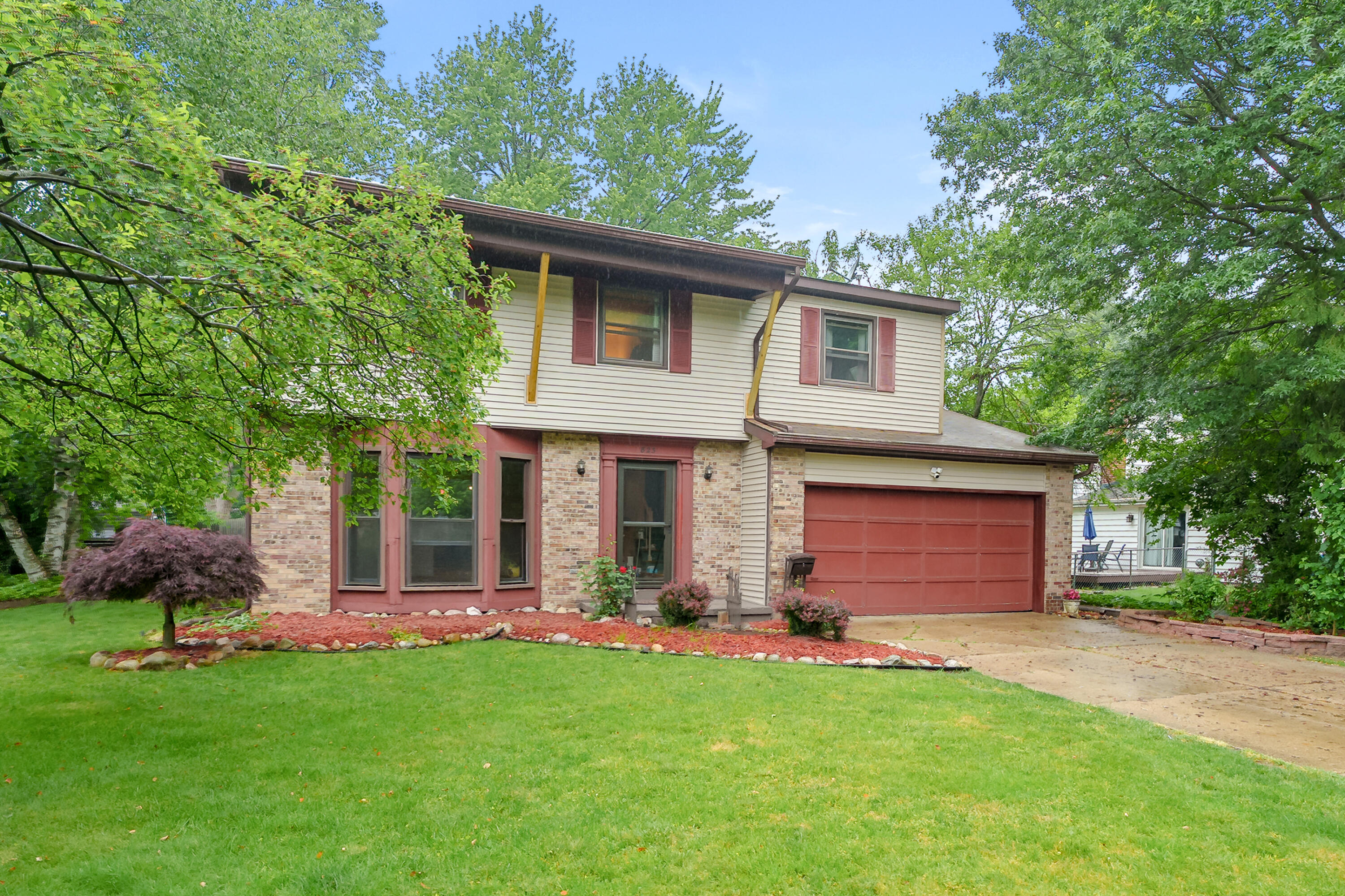 823 Newgate Road Kalamazoo, MI 49006 - Photo 26 of 30 Newgate Rd 823 Kalamazoo 49006-30