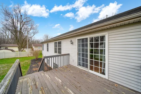 $299,900 | 3861 Dorset Drive, Jackson, MI 49203