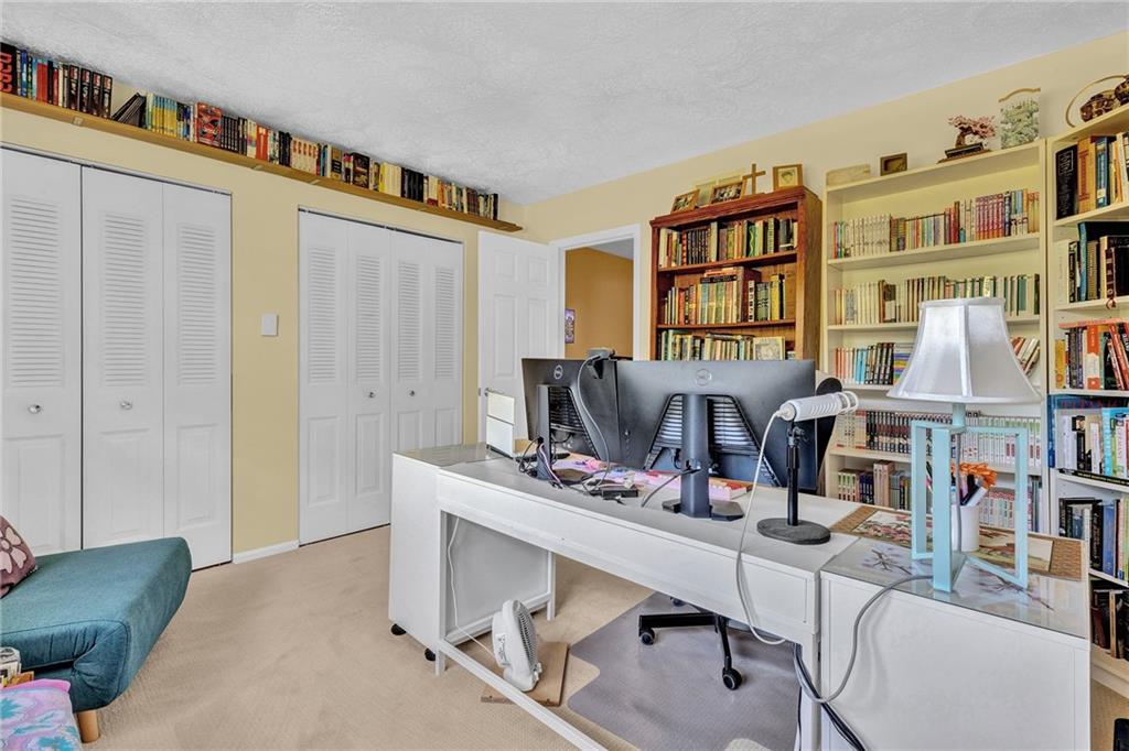 221 D Stone Quarry Road Monaca, PA 15061 - Photo 11 of 19 Gallery Image 11