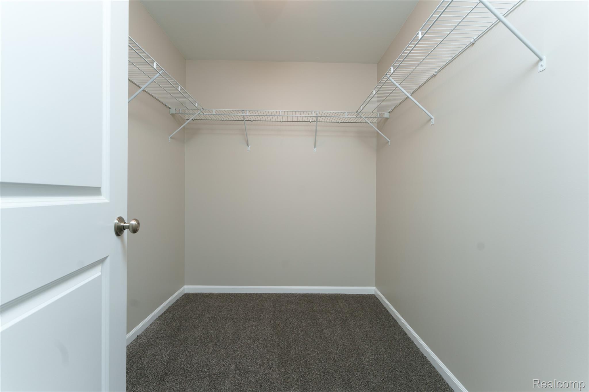 10551 West Allen Road Fowlerville, MI 48836 - Photo 12 of 34 DSC07816.jpg