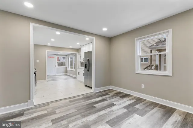 a view of livingroom with hardwood