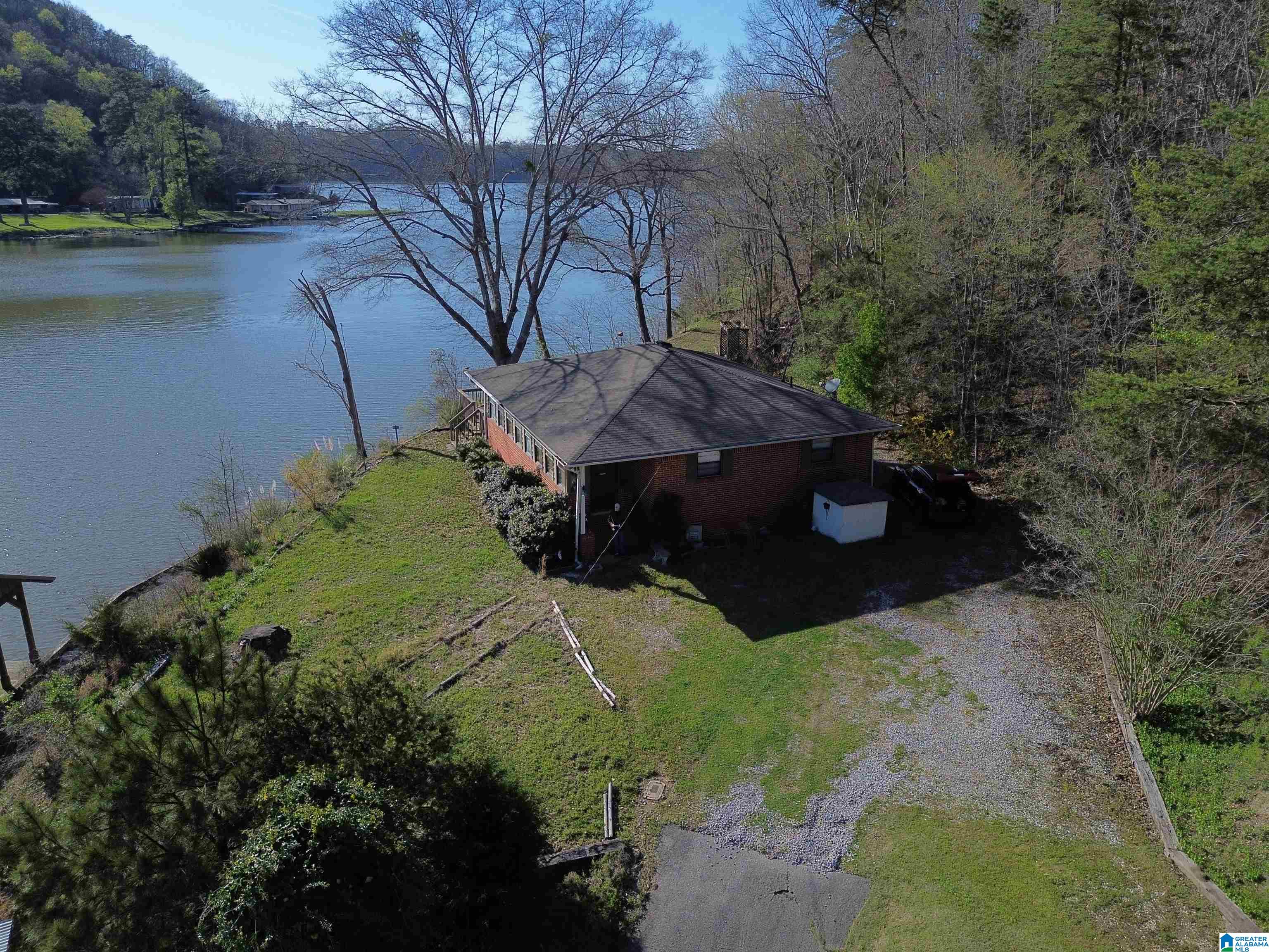 181 Sloughside Drive Adger, AL 35006 - Photo 3 of 32