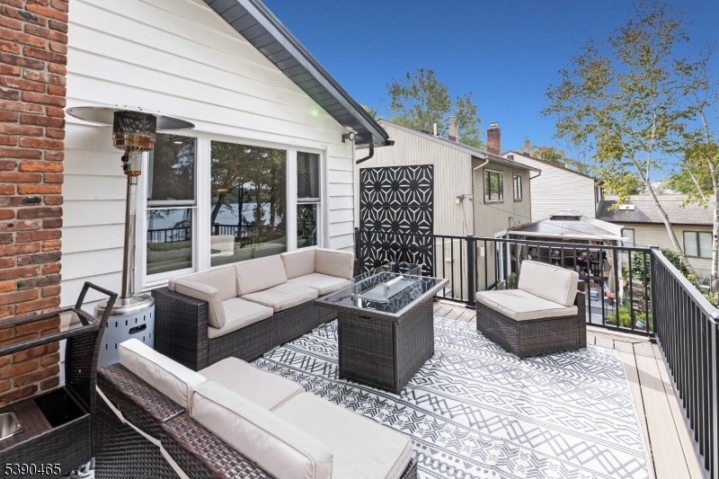 11 Washington Street Landing, NJ 07850 - Photo 30 of 45 a building outdoor space with patio furniture