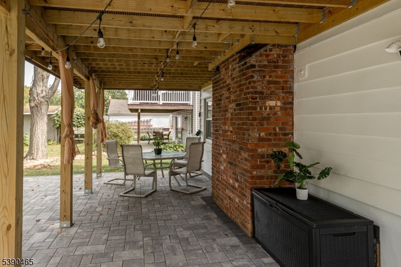 11 Washington Street Landing, NJ 07850 - Photo 37 of 45 a view of a porch with furniture
