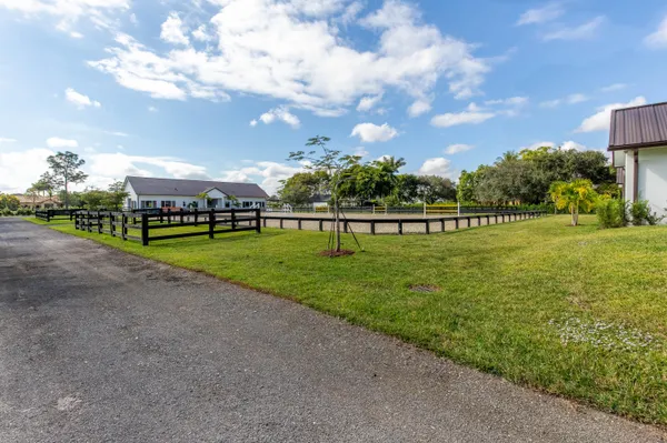 $40,000 | 2889 Appaloosa Trail, Wellington, FL 33414