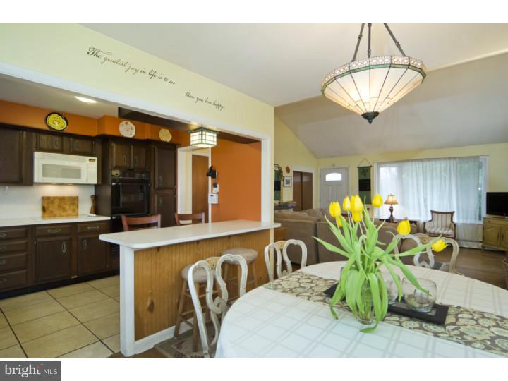 1839 Twining Road Willow Grove, PA 19090 - Photo 13 of 25 Gallery Image 13
