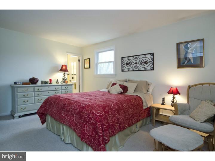 1839 Twining Road Willow Grove, PA 19090 - Photo 16 of 25 Gallery Image 16