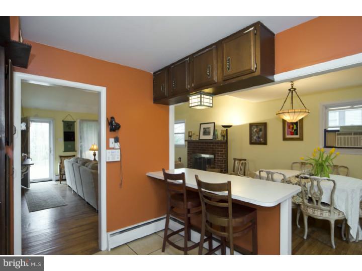 1839 Twining Road Willow Grove, PA 19090 - Photo 3 of 25 Gallery Image 3