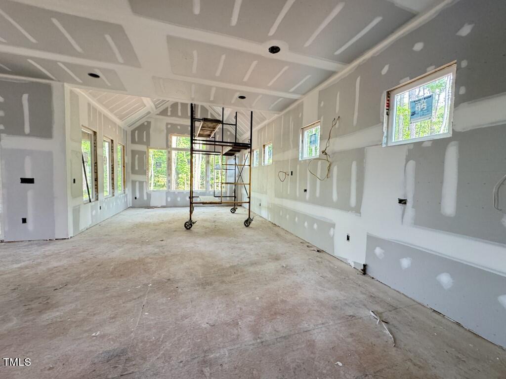 9421 Rawson Avenue Raleigh, NC 27613 - Photo 5 of 27
