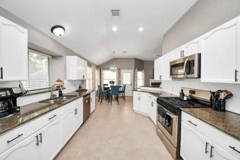 $350,000 | 4222 West Meadows Drive, Sugar Land, TX 77479