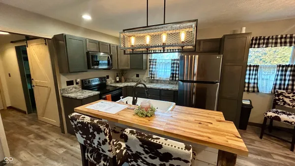 $250,000 | 2787 West Old State Road 28, Tipton, IN 46072