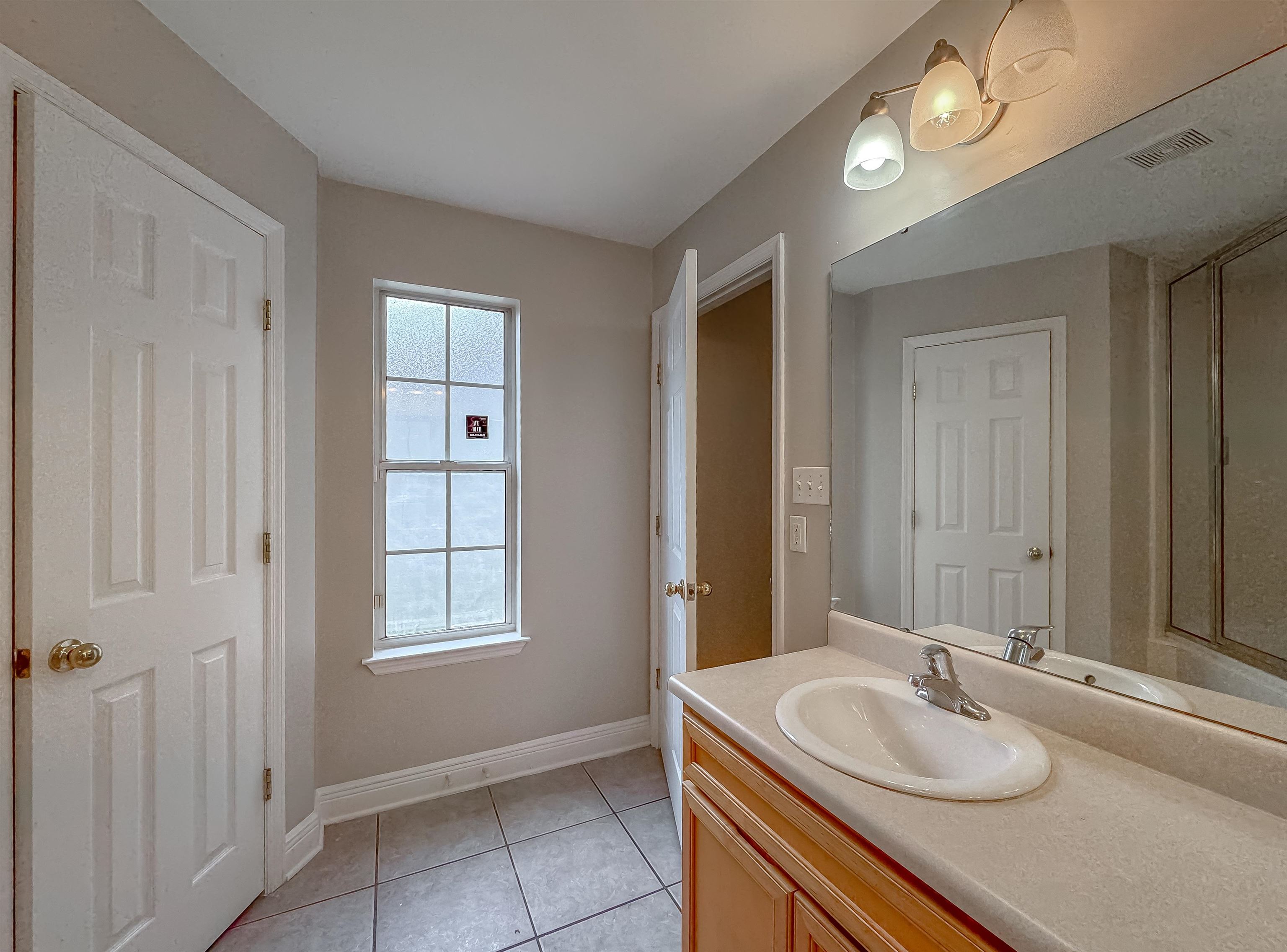 3598 Jim Lee Road Tallahassee, FL 32301 - Photo 16 of 42 Gallery Image 16