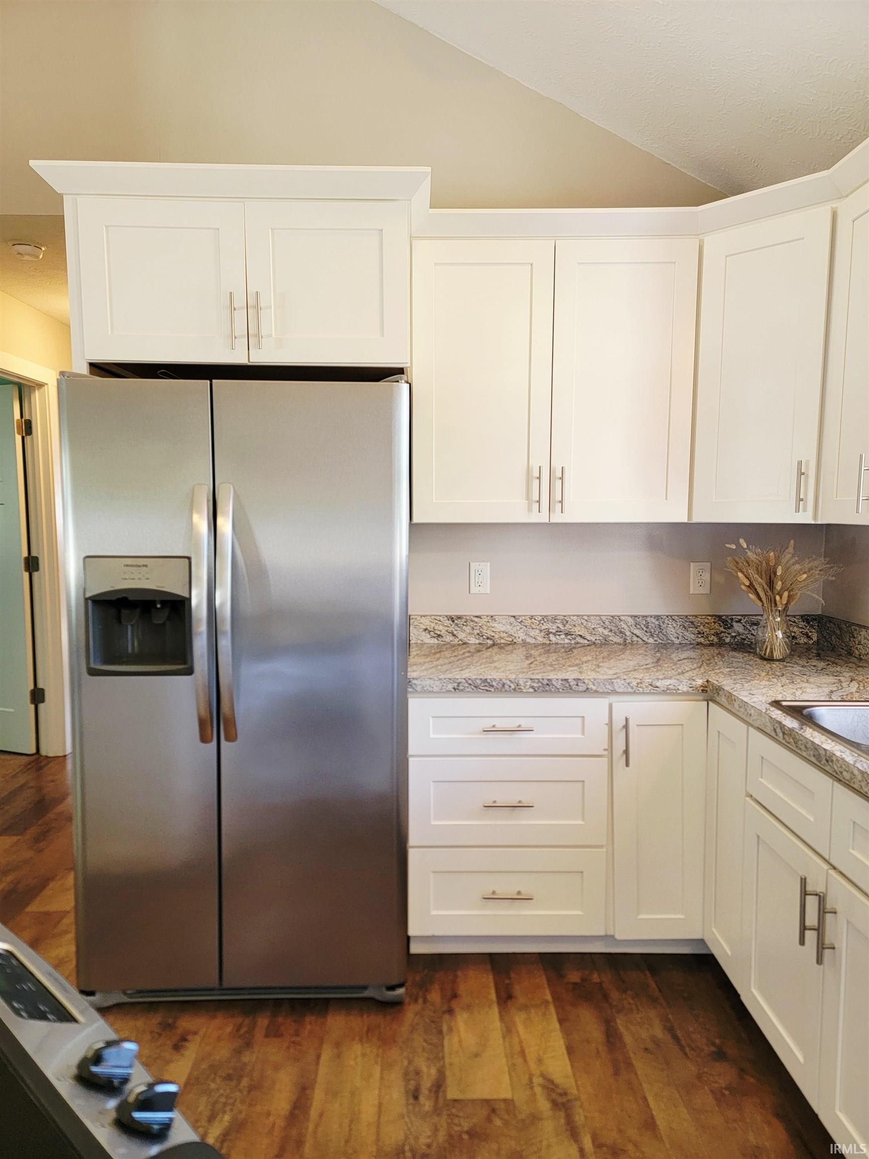 59645 County Road 35 Middlebury, IN 46540 - Photo 14 of 36