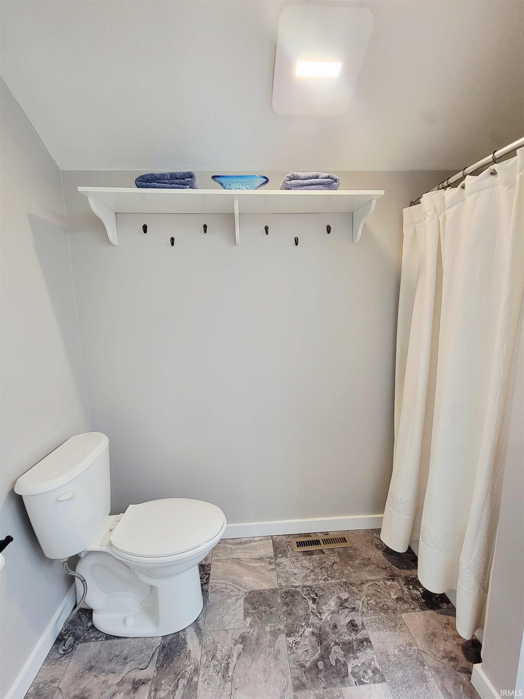 59645 County Road 35 Middlebury, IN 46540 - Photo 28 of 36