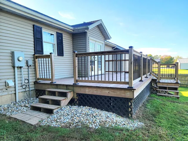 $367,000 | 59645 County Road 35, Middlebury, IN 46540