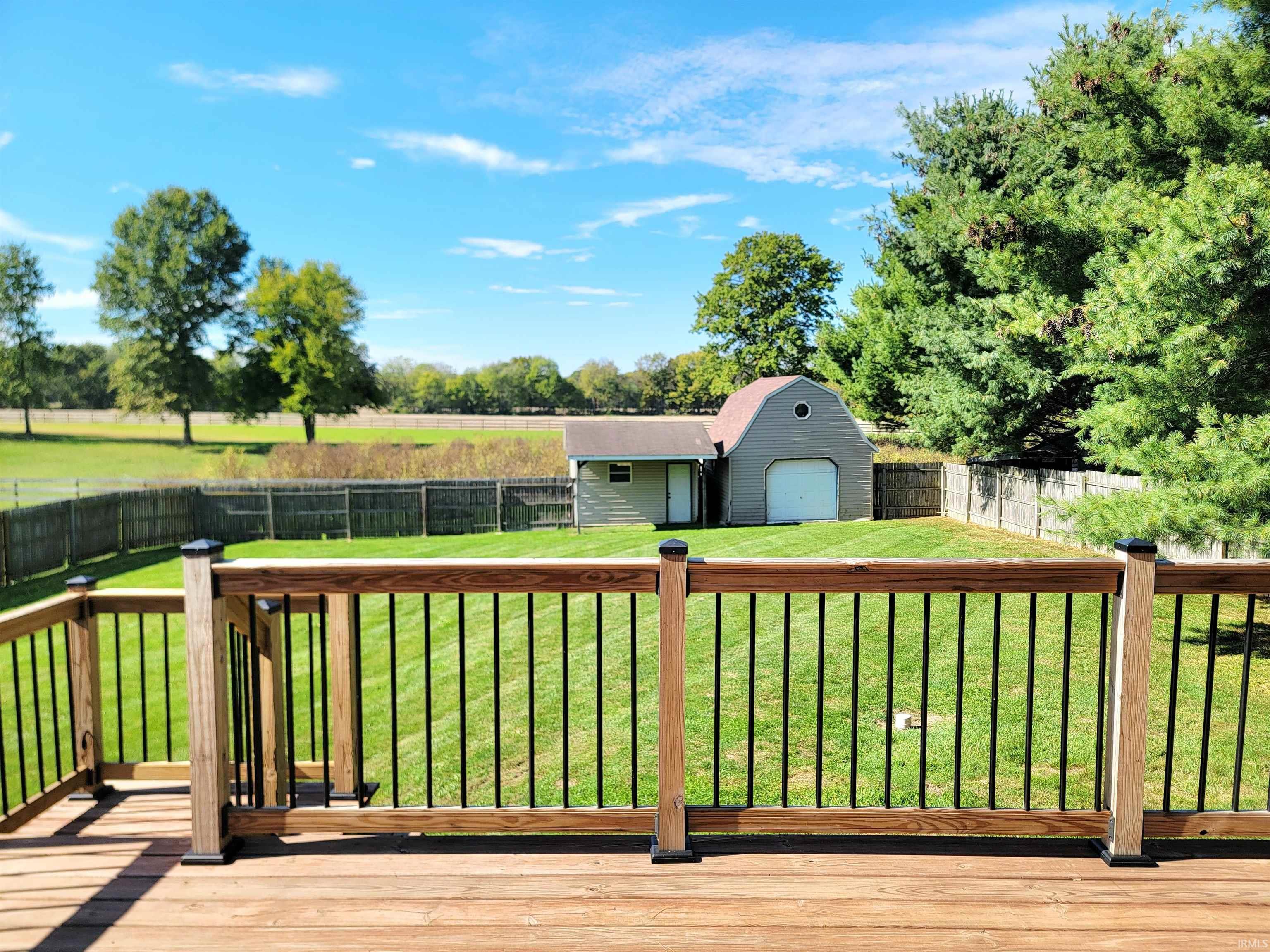 59645 County Road 35 Middlebury, IN 46540 - Photo 8 of 36