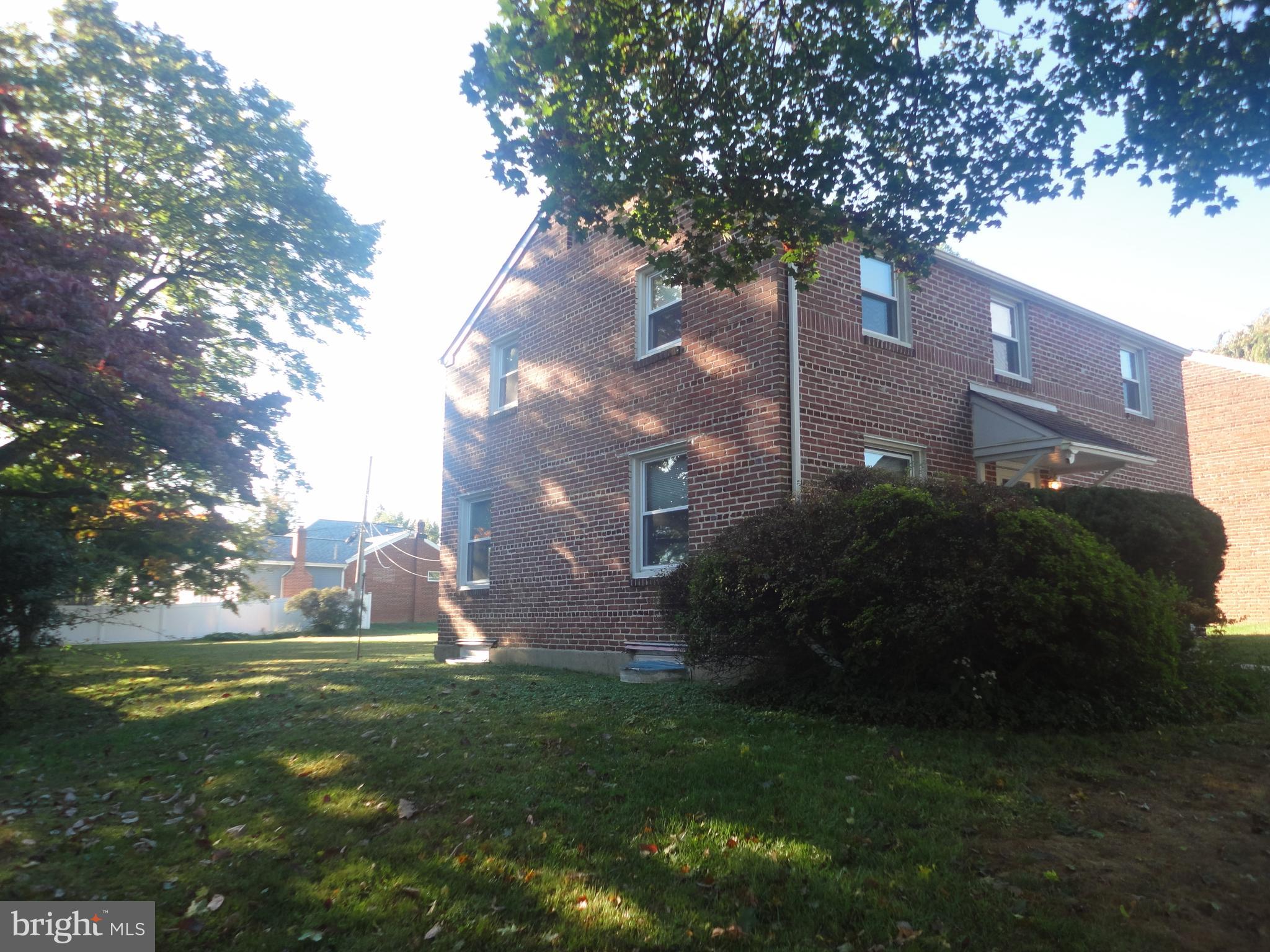 107 Plymouth Road Springfield, PA 19064 - Photo 2 of 30