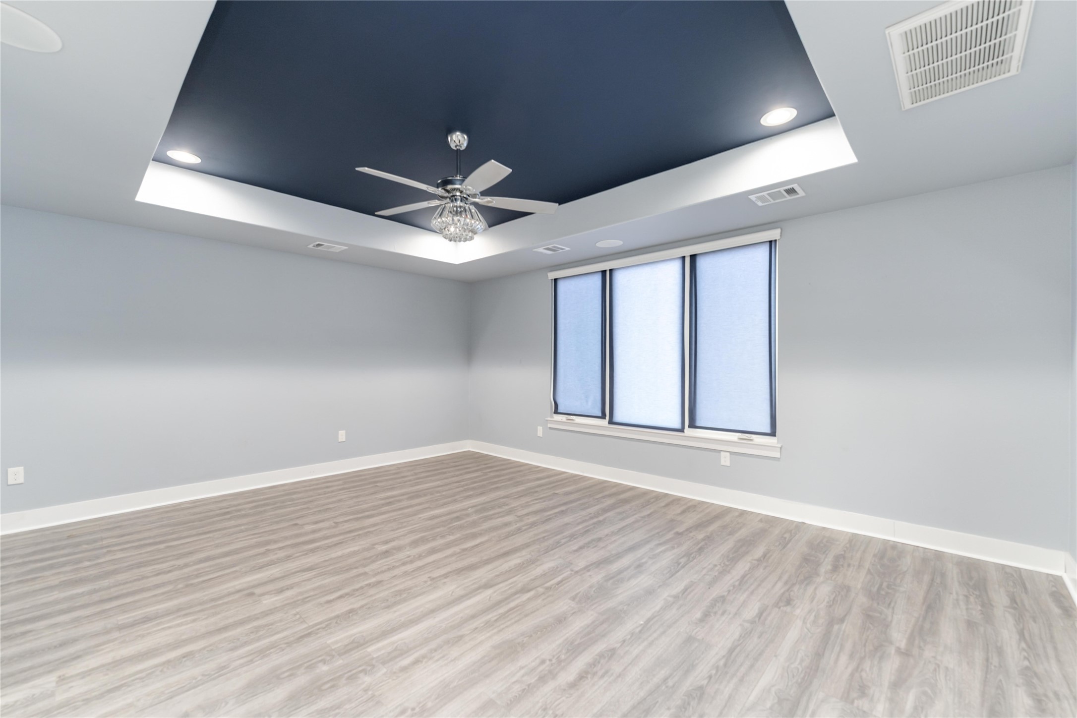 9495 Jutland Road, Unit A Houston, TX 77033 - Photo 12 of 24