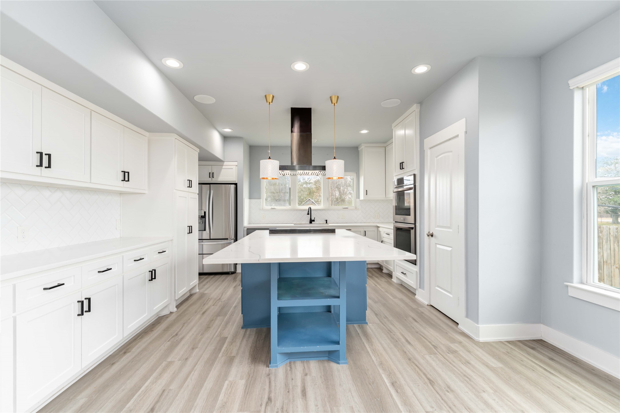 9495 Jutland Road, Unit A Houston, TX 77033 - Photo 5 of 24