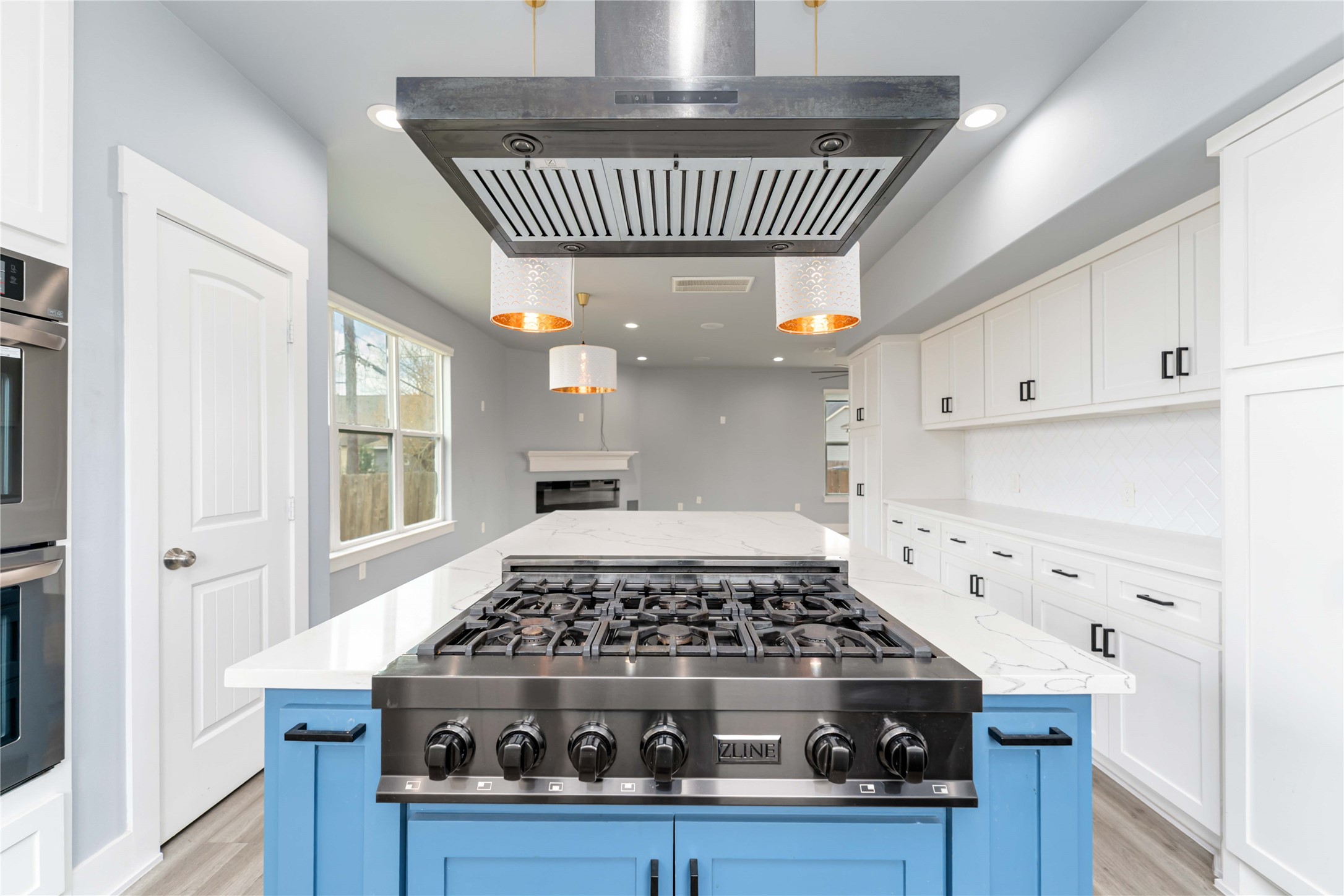 9495 Jutland Road, Unit A Houston, TX 77033 - Photo 6 of 24