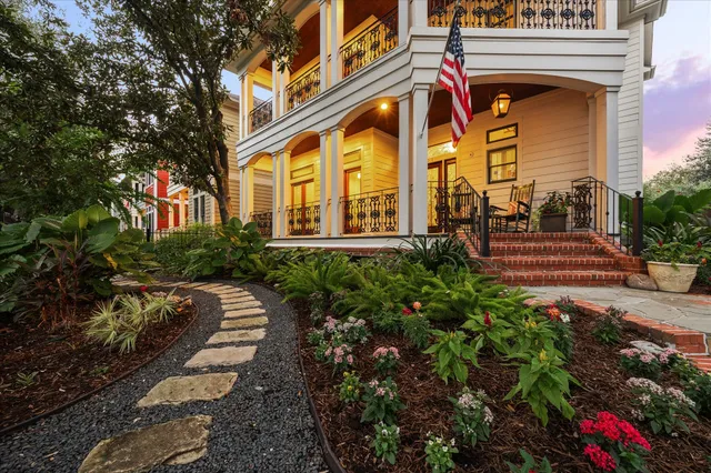 $1,399,000 | 401 West 21st Street, Houston, TX 77008