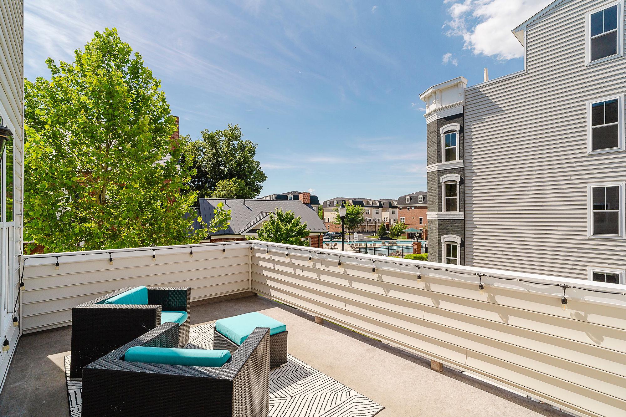 834 Lindley Road Frederick, MD 21701 - Photo 43 of 79 Second level deck
