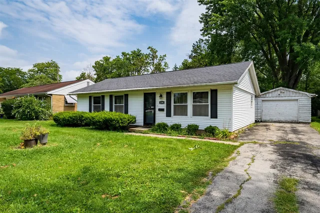 $155,000 | 1206 Aurora Way, Normal, IL 61761