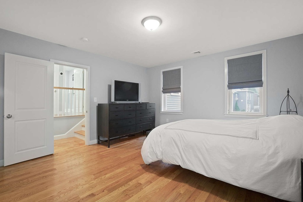 37 Leonard Road Melrose, MA 02176 - Photo 16 of 27 Gallery Image 16