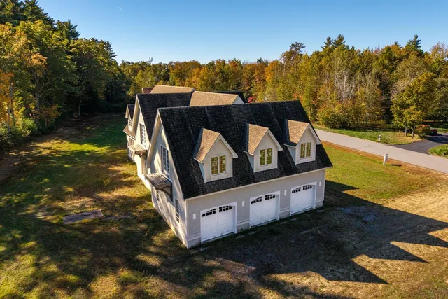 $1,100,000 | 5 Liberty Lane, Barrington, NH 03825