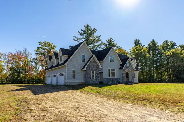 $1,100,000 | 5 Liberty Lane, Barrington, NH 03825