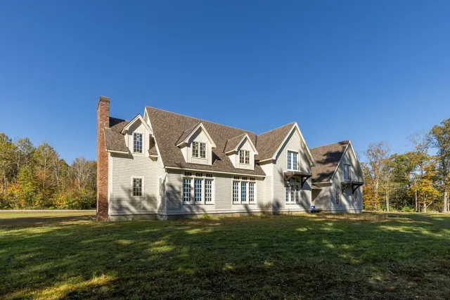 $1,100,000 | 5 Liberty Lane, Barrington, NH 03825